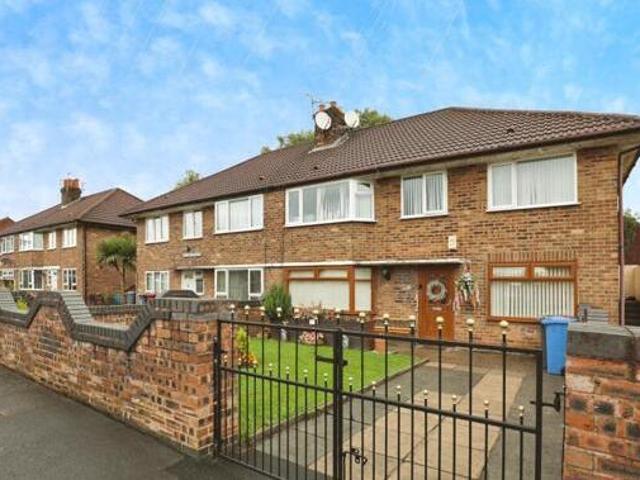 House for sale in Calderstones