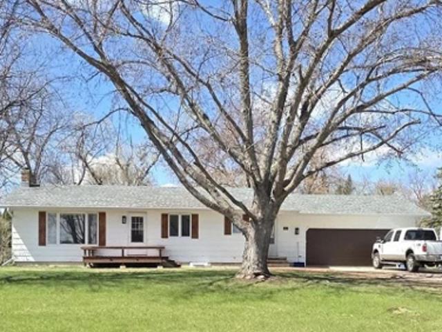 House for sale in Hawley, Minnesota