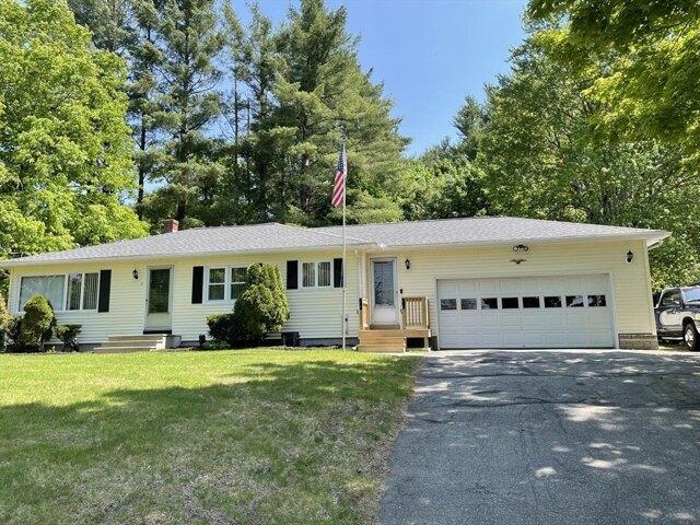 House for sale in Hampden, Massachusetts