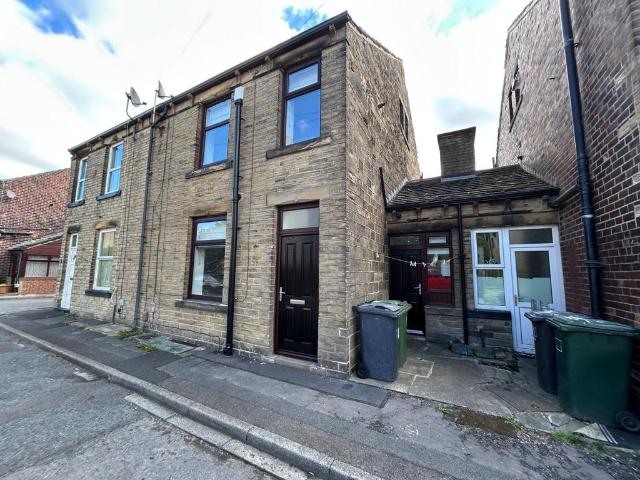 House for rent in Cleckheaton, West Yorkshire