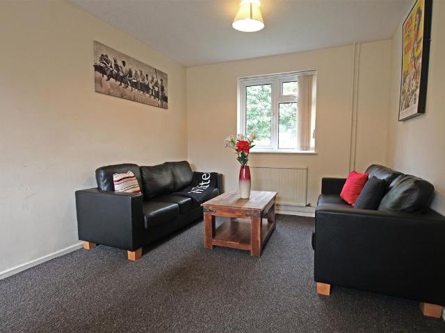 Room for rent in Phippsville, Northampton