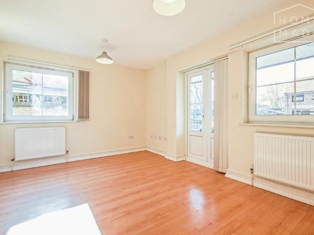Apartment for rent in Chesterton, Arbury
