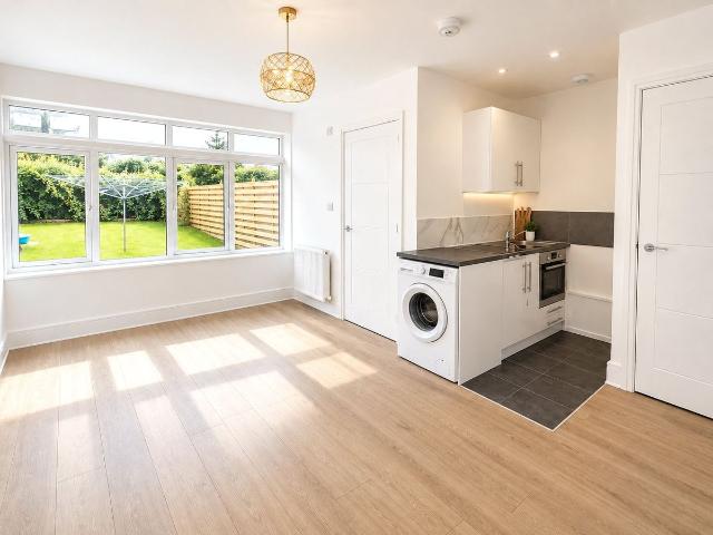 Studio for rent in The Pinnacles, Harlow