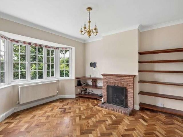 House for rent in Swallow, Buckinghamshire