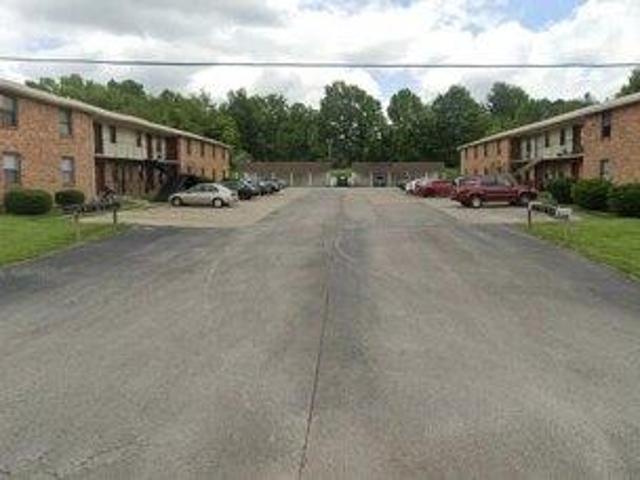 House for sale in Cecilia, Kentucky