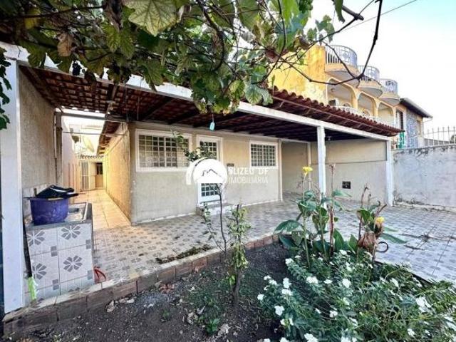 Casa venda em Região Geográfica Imediata do Distrito Federal, Região Integrada de Desenvolvimento do Distrito Federal e Entorno
