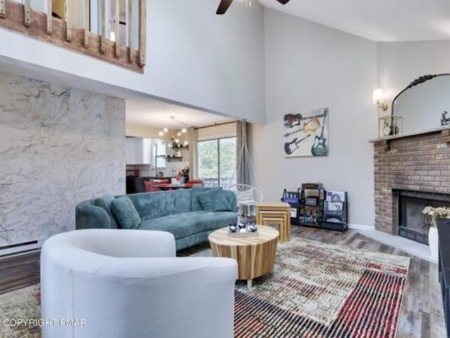 House for sale in Cresco, Pennsylvania