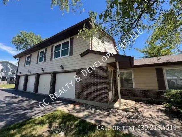 Condo for rent in Melrose Park