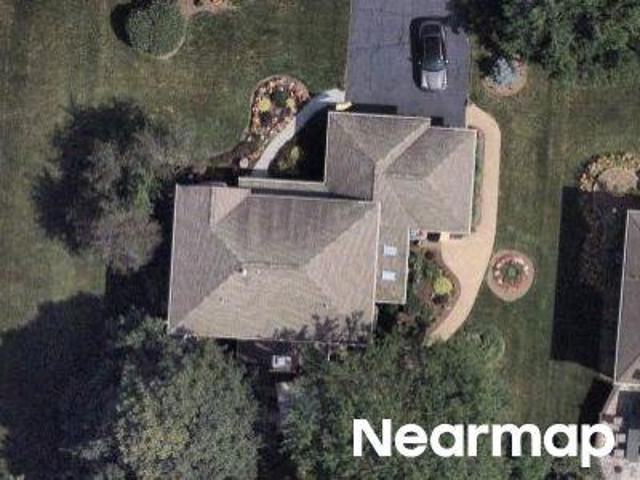 House for sale in Mchenry, Illinois