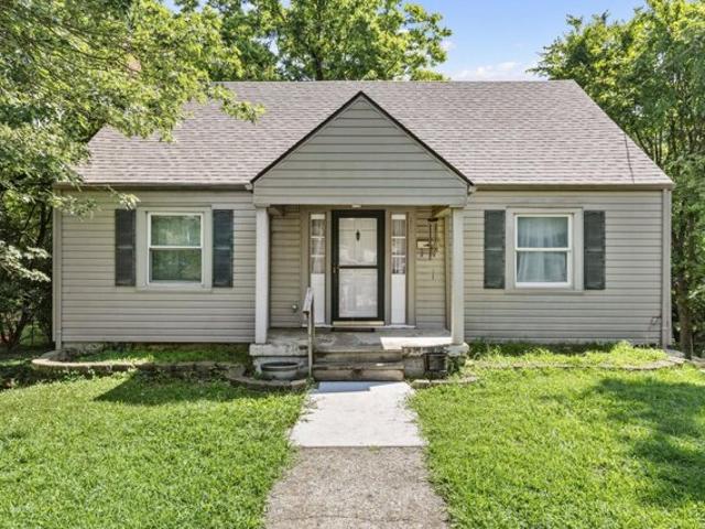 House for sale in Frankfort