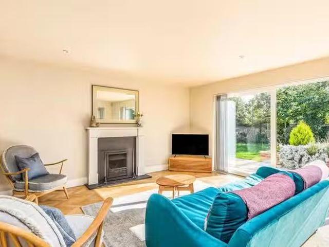 Apartment for rent in Littlecote, West Sussex