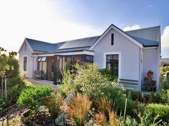 House for sale in Groot Brak Rivier, Western Cape
