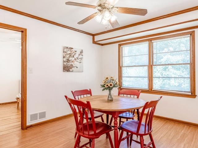 Room for rent in Harry Pooles Mobile Home Park, Atlanta