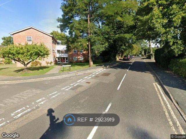 Apartment for rent in Westborough, Surrey