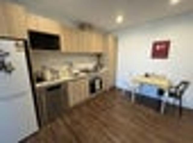 Apartment for rent in Penrose, Oroua County