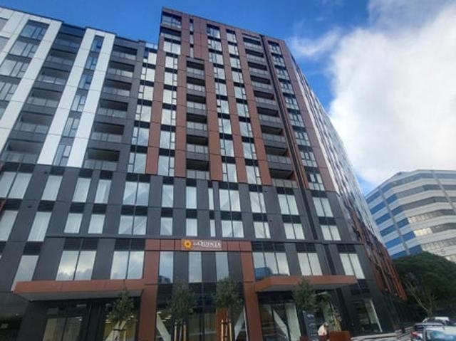 Apartment for rent in Penrose, Maungakiekie-Tāmaki