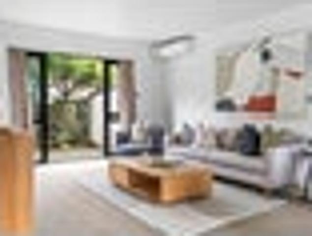 Townhouse for rent in Mount Wellington, Oroua County
