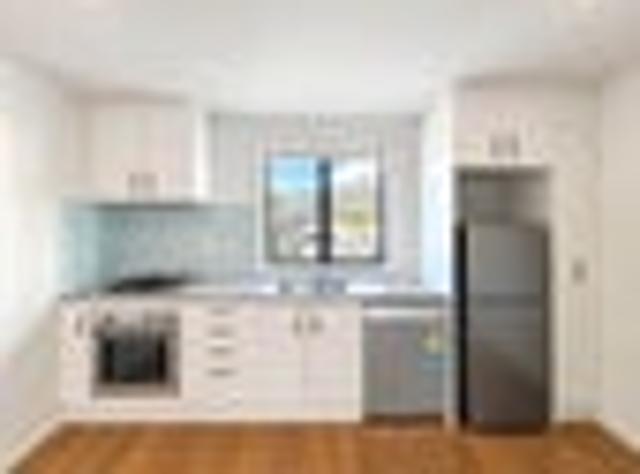Townhouse for rent in One Tree Hill, Maungakiekie-Tāmaki