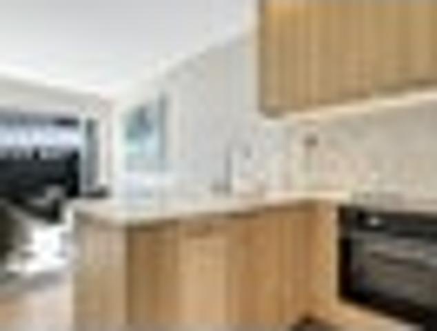 Townhouse for rent in Penrose, Oroua County