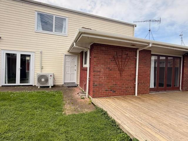 House for rent in Hillersden, Oroua County
