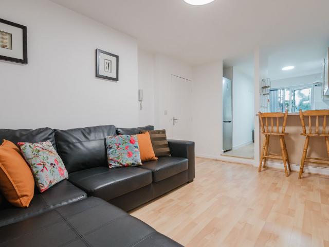 House for rent in Georgia, Greater Manchester