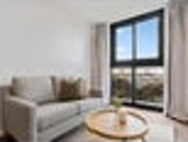 Apartment for sale in Penrose, Oroua County