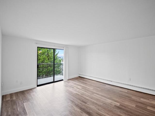 Apartment for rent in Esquimalt, British Columbia