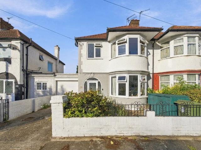 House for rent in Dudden Hill, Greater London