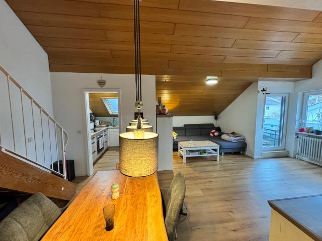Dachgeschosswohnung kaufen in Ellhofen, Baden-Württemberg