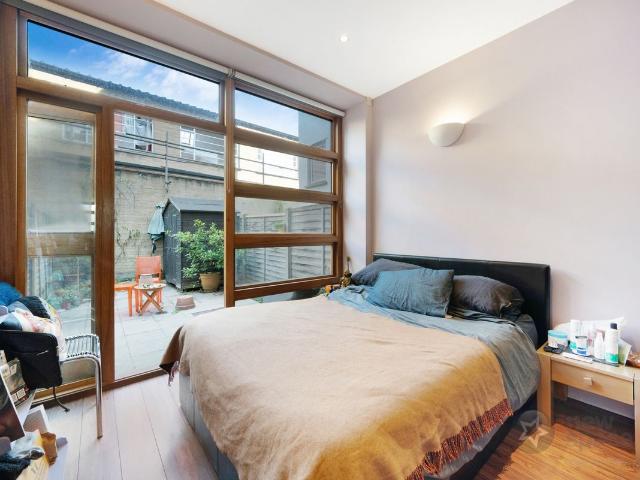 Studio for rent in South Hackney, Greater London