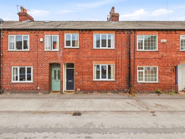 House for rent in Warmfield, West Yorkshire