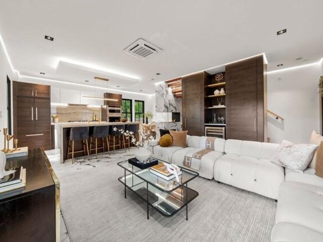 Condo for sale in Auburndale, Massachusetts