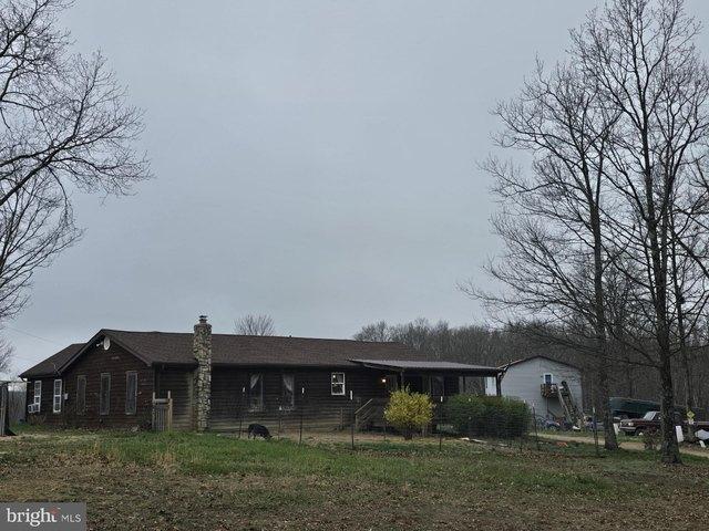 House for sale in High View, West Virginia