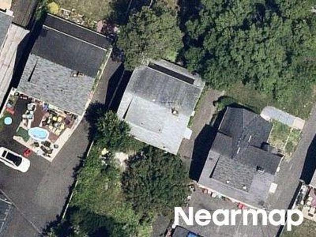 House for sale in East Orange