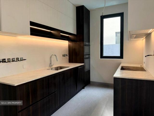 Detached House for sale