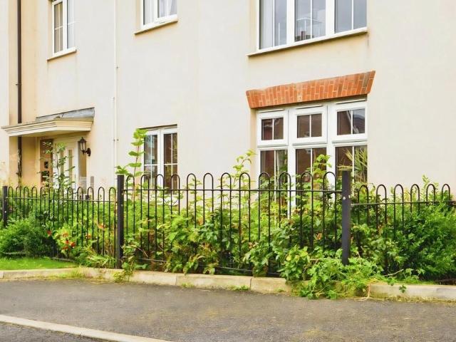 Apartment for rent in Ash, Kent