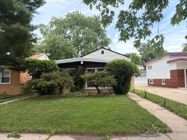 House for sale in Dolton, Illinois