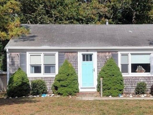 House for sale in Dennis, Massachusetts
