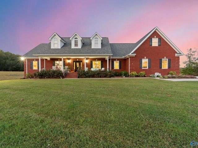House for sale in Boaz, Alabama