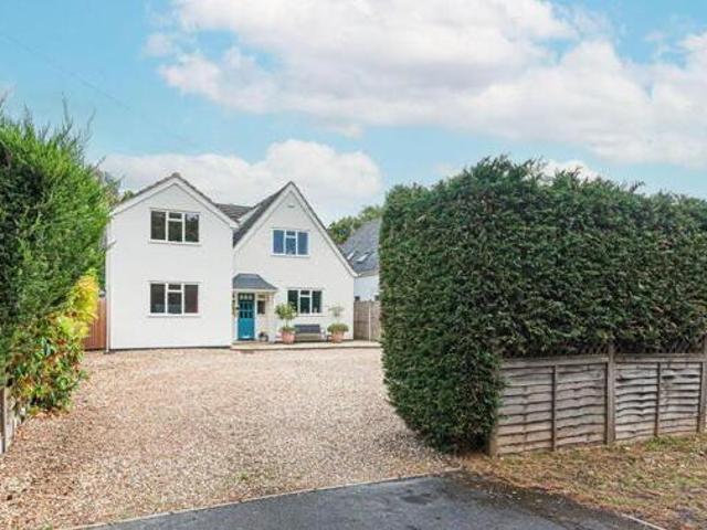 House for sale in Crowthorne
