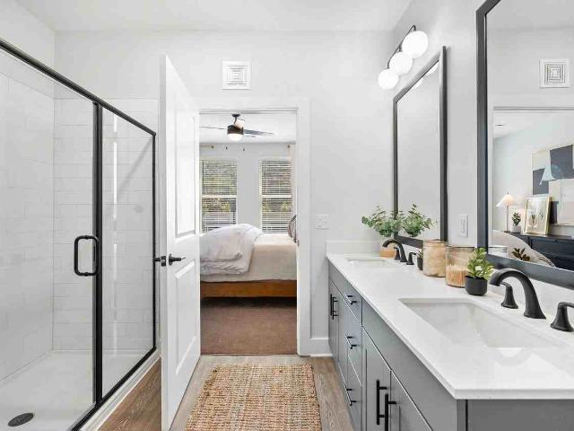Apartment for rent in Asheville, North Carolina