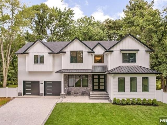 House for sale in Glen Rock