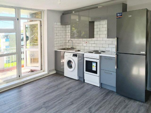 Apartment for rent in Thornhill, City Of Southampton