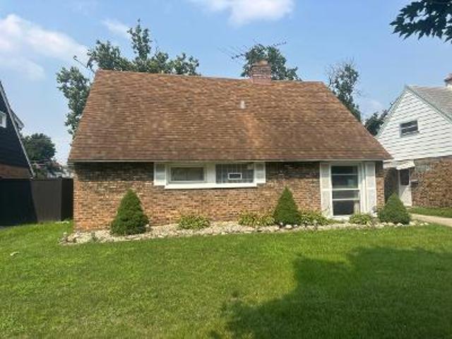 House for sale in Lyons, Illinois