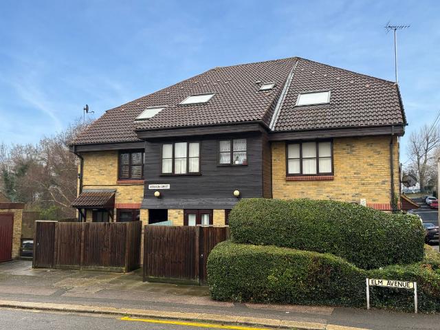 Studio for rent in Snodhurst, Chatham