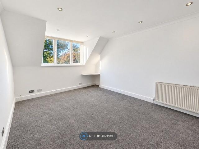 House for rent in Eastcote, Greater London