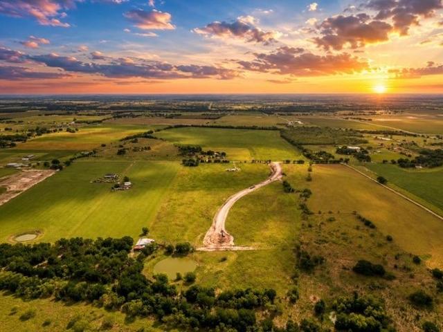 Land for sale in Elm Mott, Texas