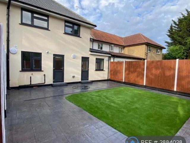 House for rent in Hayes, Greater London