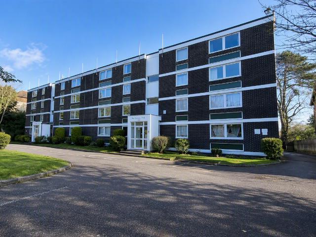 Apartment for rent in Bassett, City Of Southampton