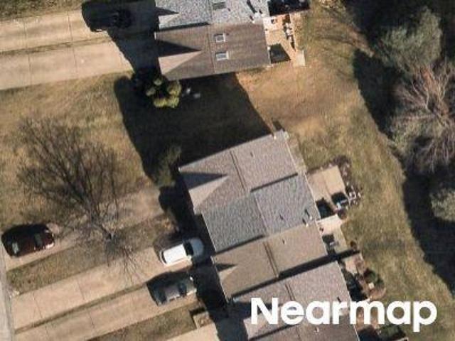Townhouse for sale in Oakdale